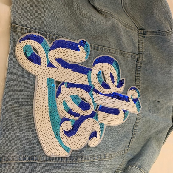 Cropped Jean Jacket - Picture 3 of 5